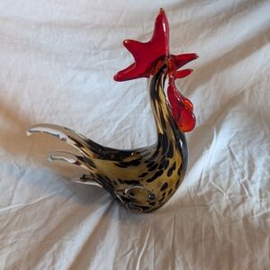 2/40$ Elegant Red and Gold Glass Chicken Art Sculpture